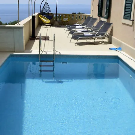 Holiday Vesna Holiday home Makarska